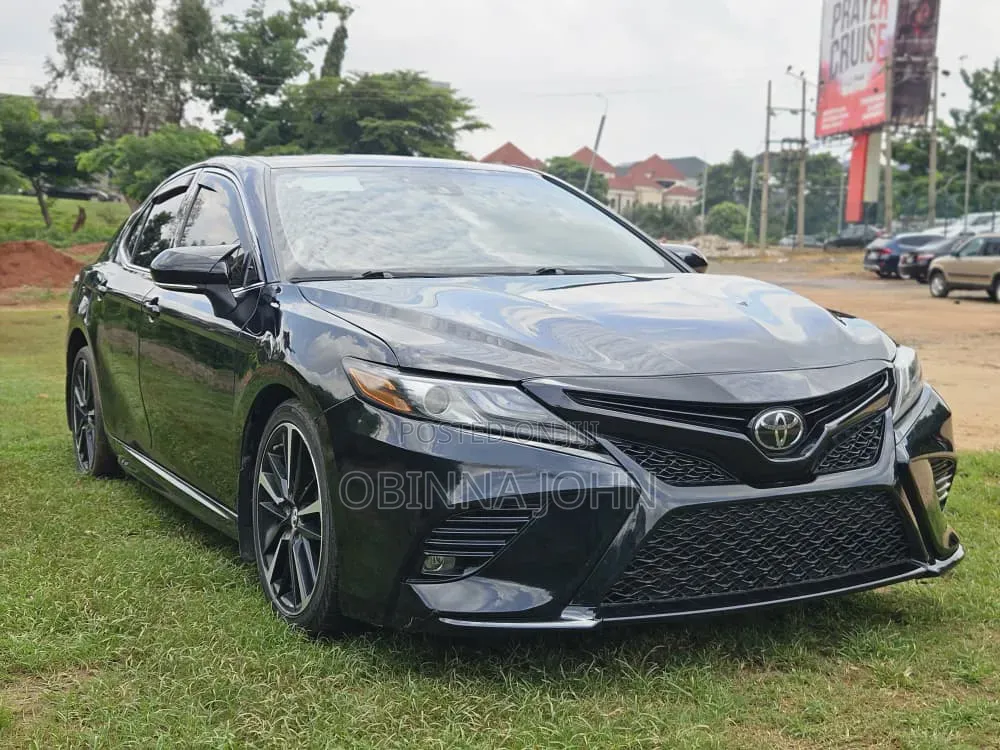Toyota Camry 2019 Black