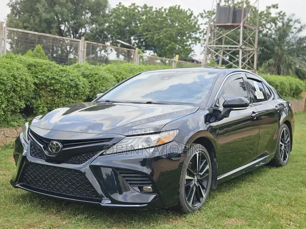 Toyota Camry 2019 Black