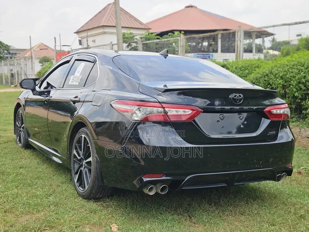 Toyota Camry 2019 Black