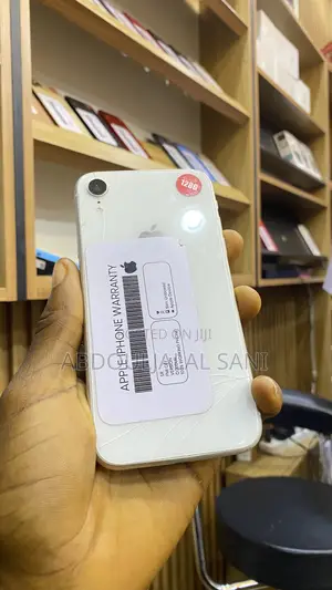 Apple iPhone XR 128 GB White