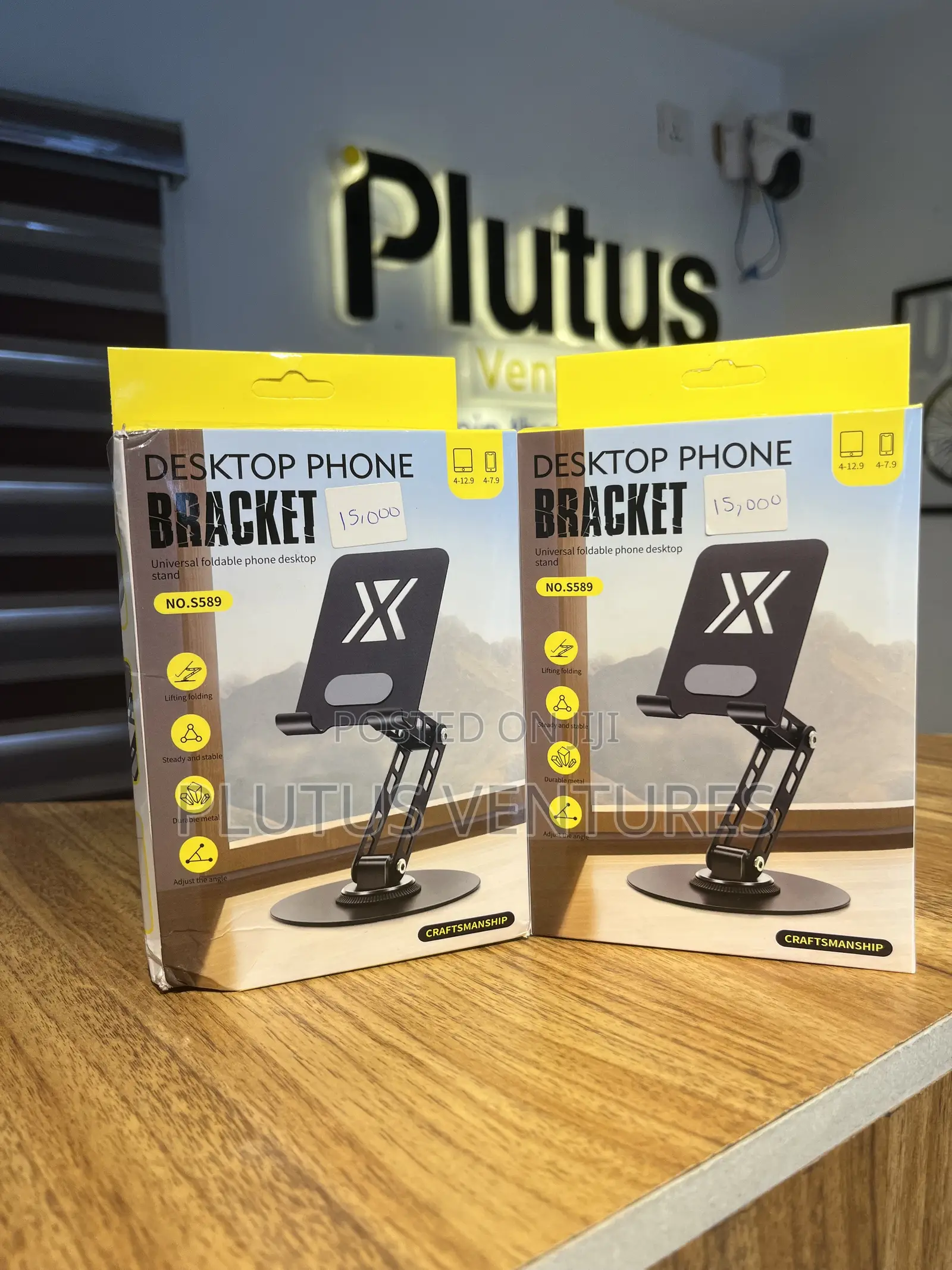 Universal Foldable Phone Desktop Stand