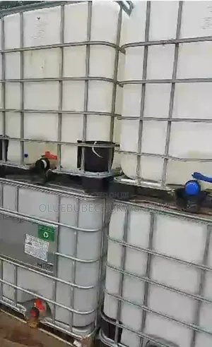 White Ibc 1000 Liters Tank