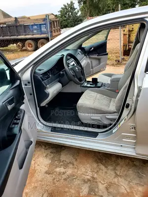 Toyota Camry 2012 Silver
