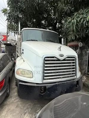 Mack Truck Automatic 2007