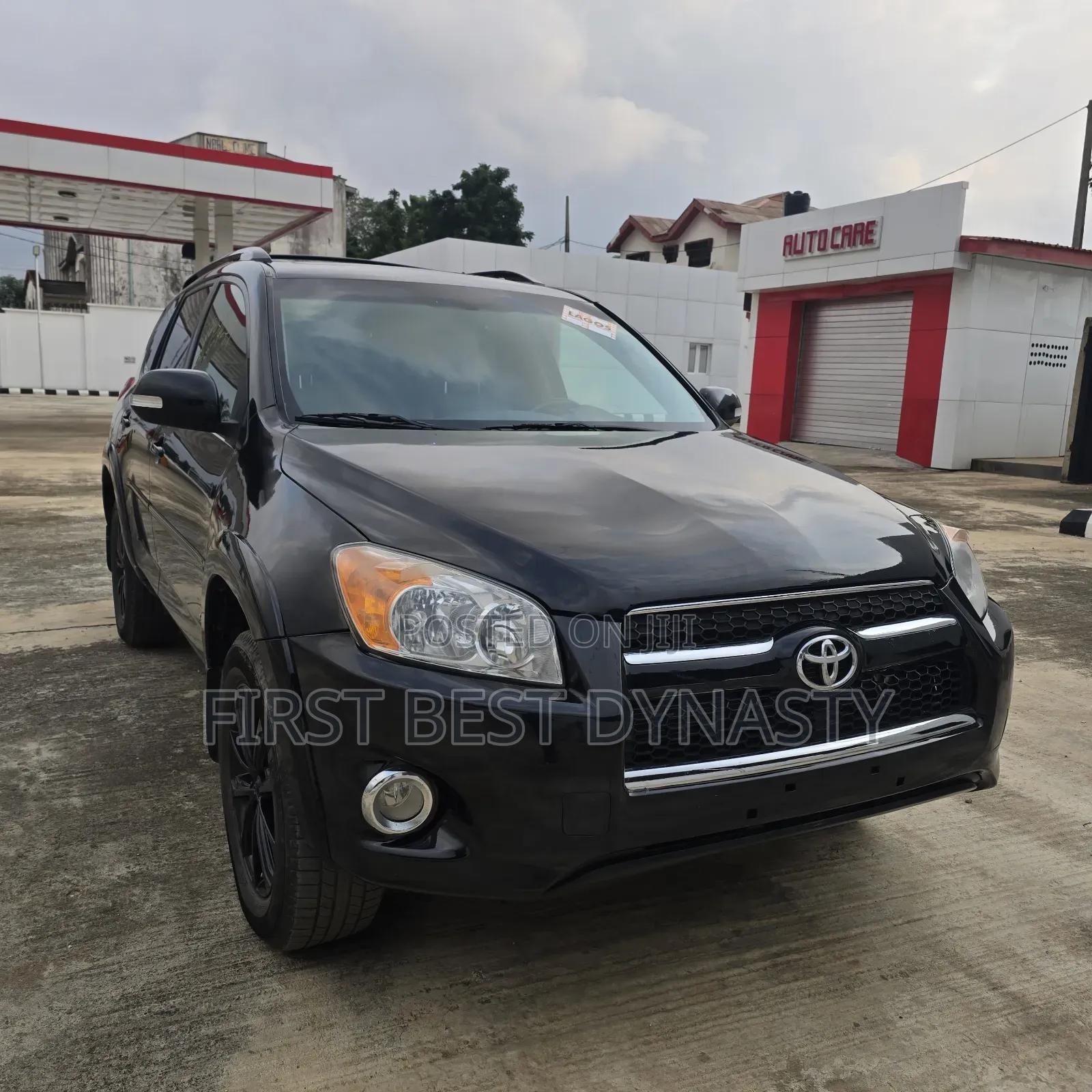 Toyota RAV4 2011 Black