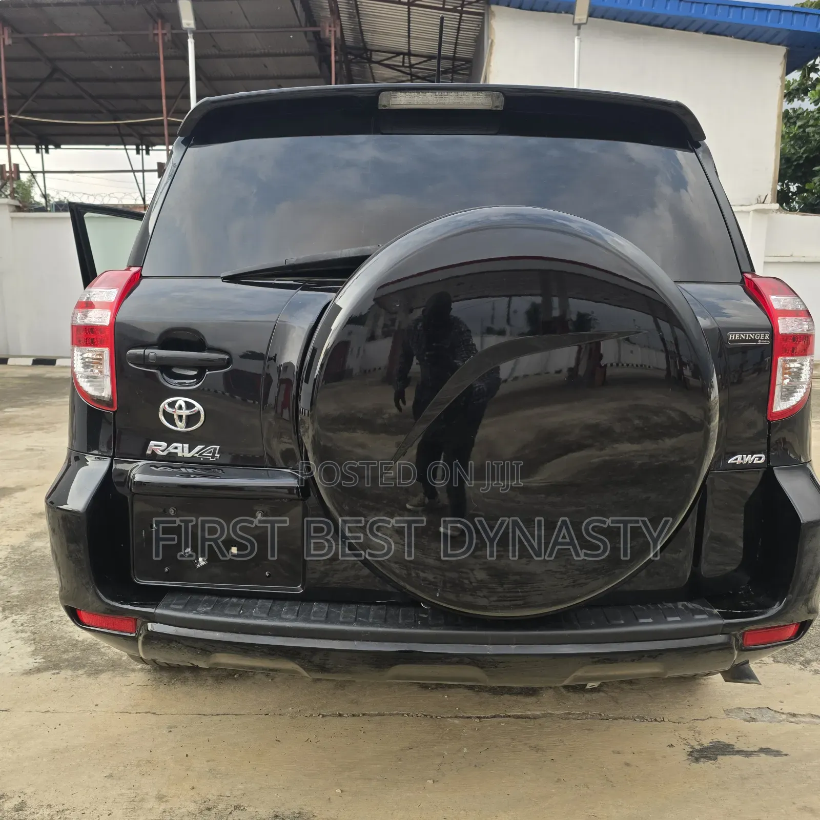 Toyota RAV4 2011 Black