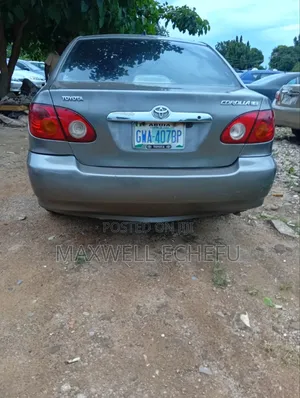 Toyota Corolla 2004 Gray
