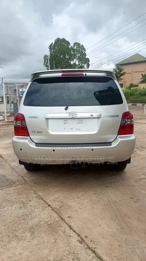 Toyota Highlander 2006 Silver