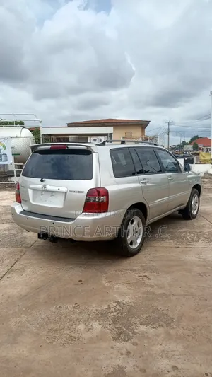 Toyota Highlander 2006 Silver