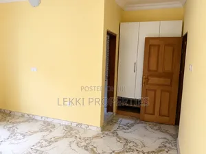 1bdrm Shared Apartment in Majek, Sangotedo for rent