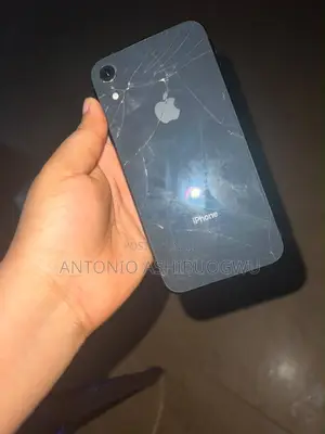 Apple iPhone XR 64 GB Black