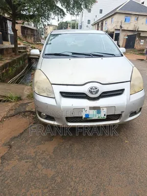 Toyota Verso 2009 Silver