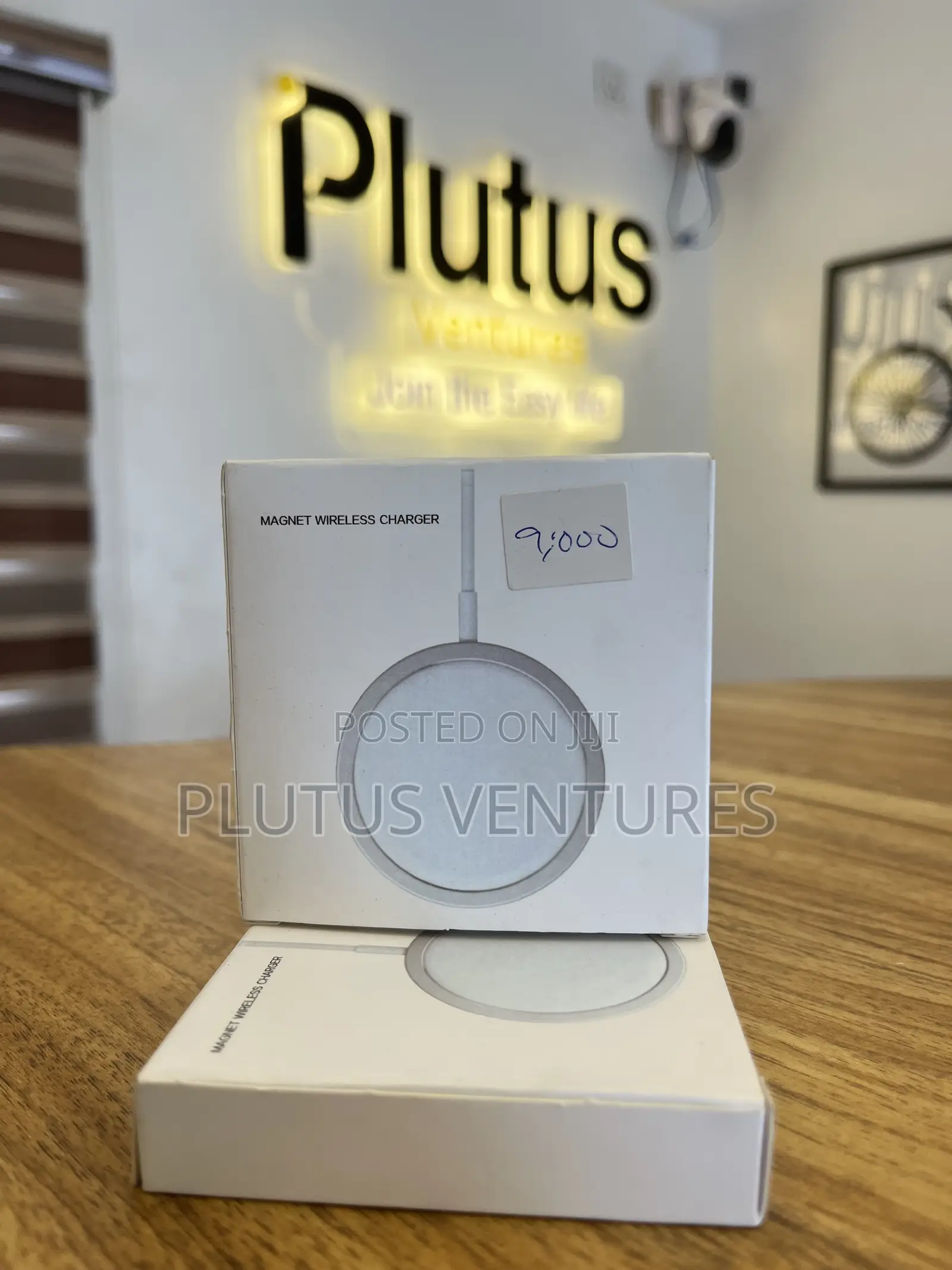 MagSafe Wireless Charger