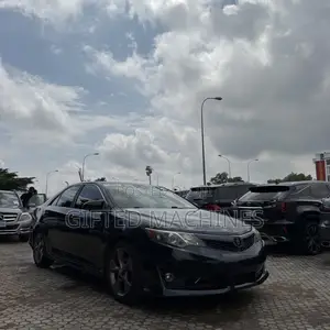 Toyota Camry 2014 Gray