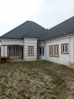 3bdrm Bungalow in Port-Harcourt for sale