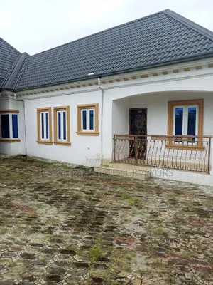 3bdrm Bungalow in Port-Harcourt for sale