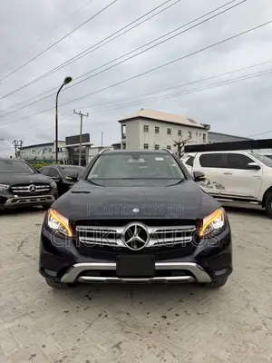 Mercedes-Benz GLC-Class 2017 Blue
