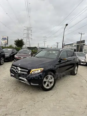 Mercedes-Benz GLC-Class 2017 Blue