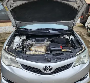 Toyota Camry 2012 Silver