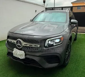 Mercedes-Benz GLB-Class 2020 Silver