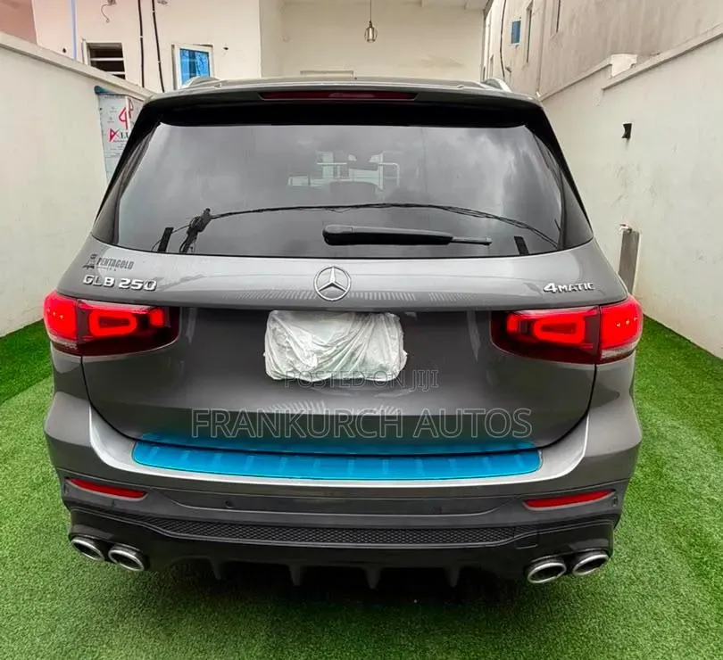 Mercedes-Benz GLB-Class 2020 Silver