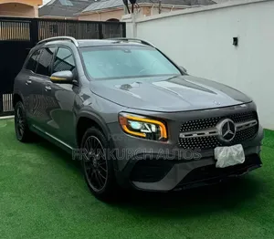 Mercedes-Benz GLB-Class 2020 Silver