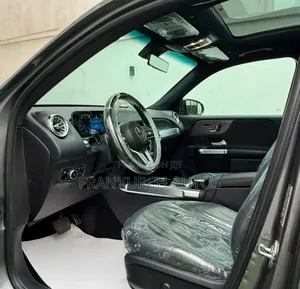 Mercedes-Benz GLB-Class 2020 Silver