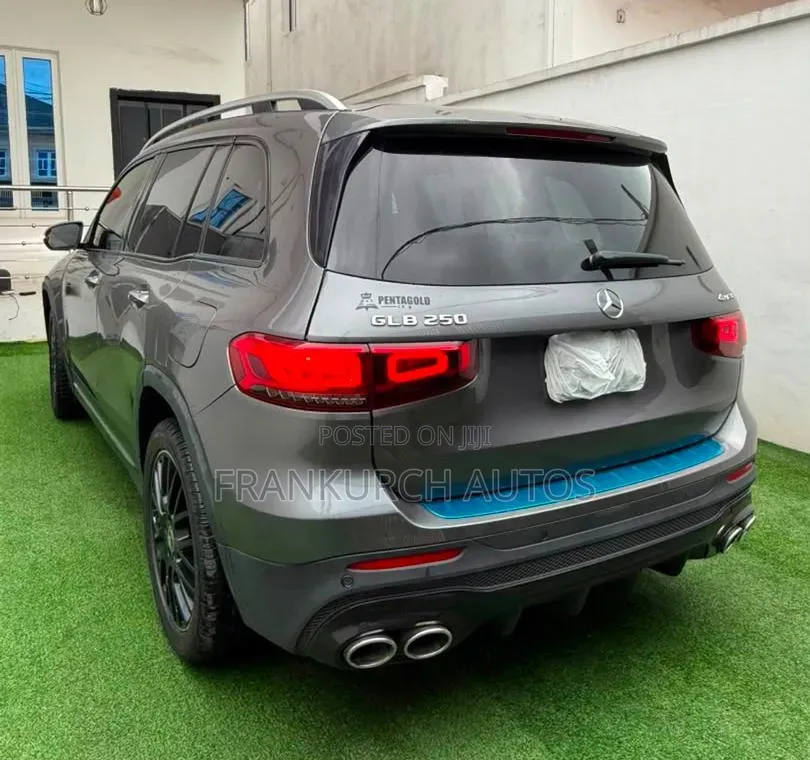 Mercedes-Benz GLB-Class 2020 Silver