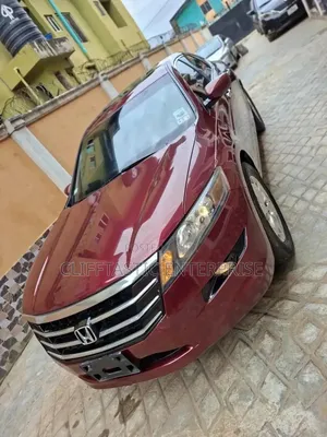 Honda Crosstour 3.5 FWD 2010 Burgundy