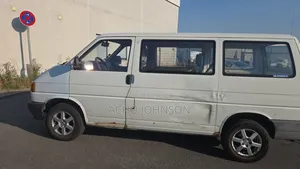 Volkswagen Transporter 1995 White