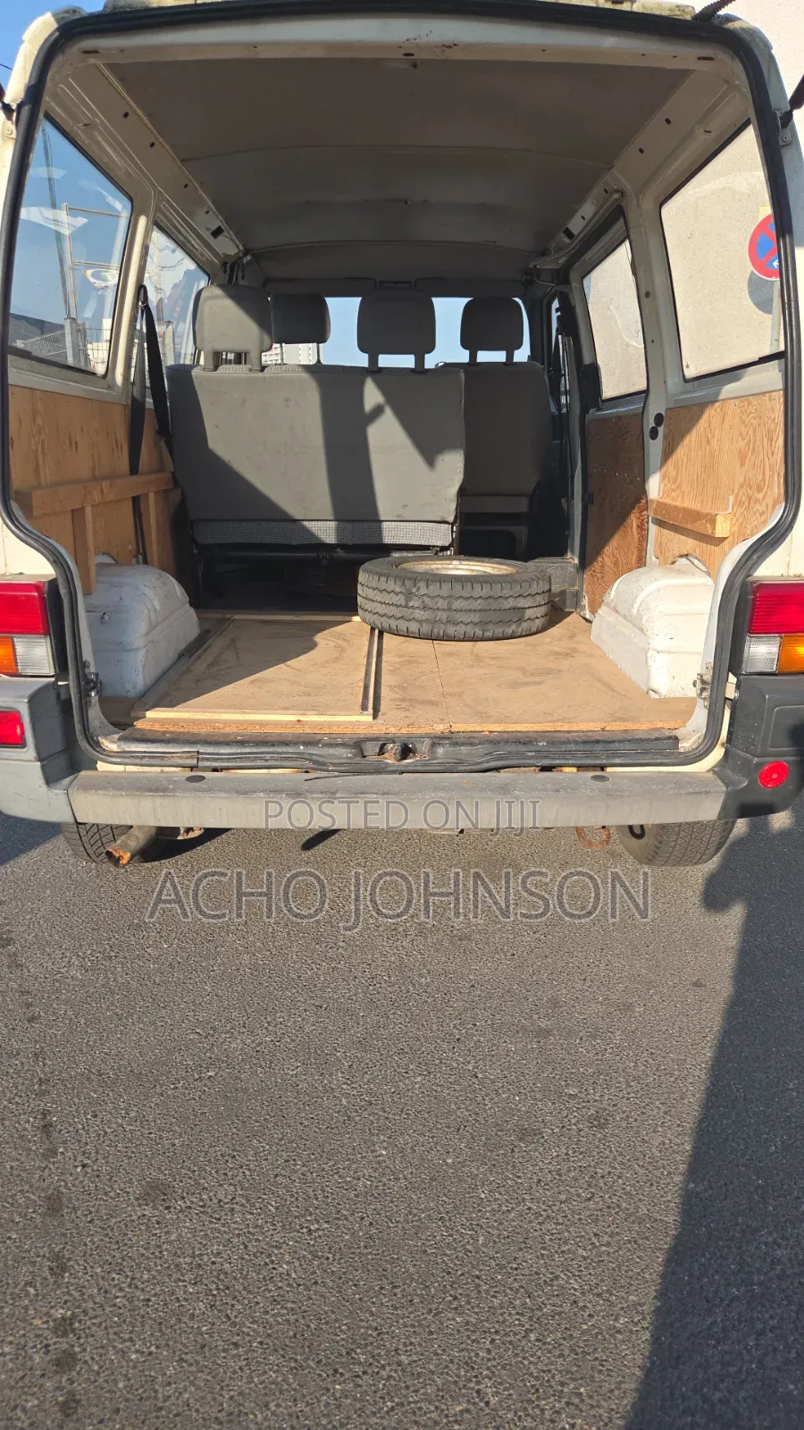 Volkswagen Transporter 1995 White