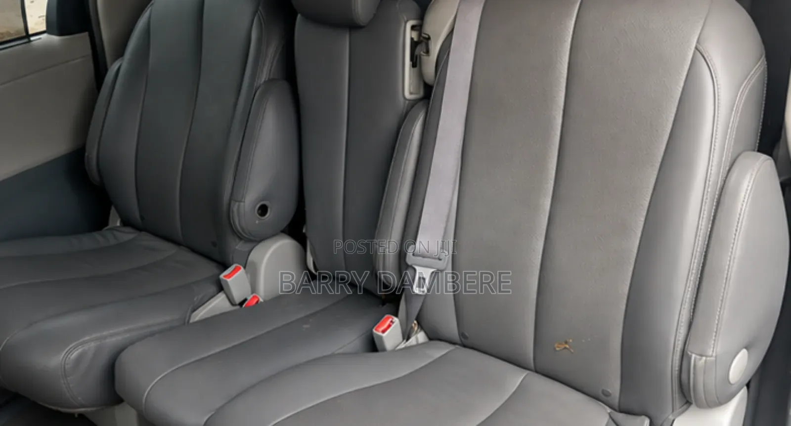 Toyota Sienna 2012 Silver