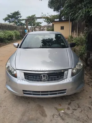 Honda Accord 2010 Silver