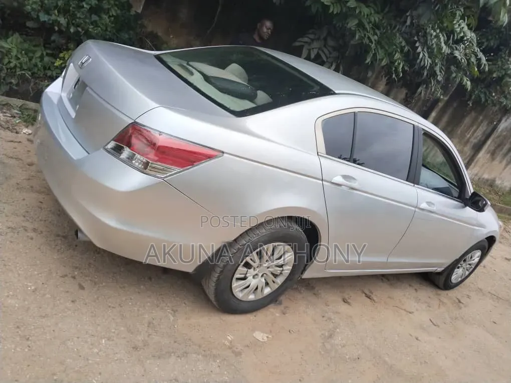 Honda Accord 2010 Silver