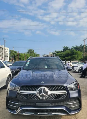 Mercedes-Benz GLE-Class 2021 Blue
