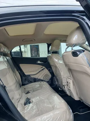 Mercedes-Benz GLA 250 2016 Black