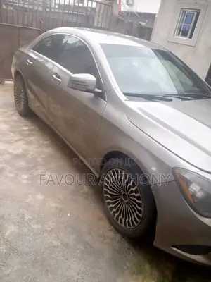 Mercedes-Benz CLA-Class CLA 250 4MATIC Sedan 2015 Silver