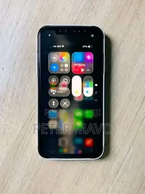 Apple iPhone 11 64 GB White