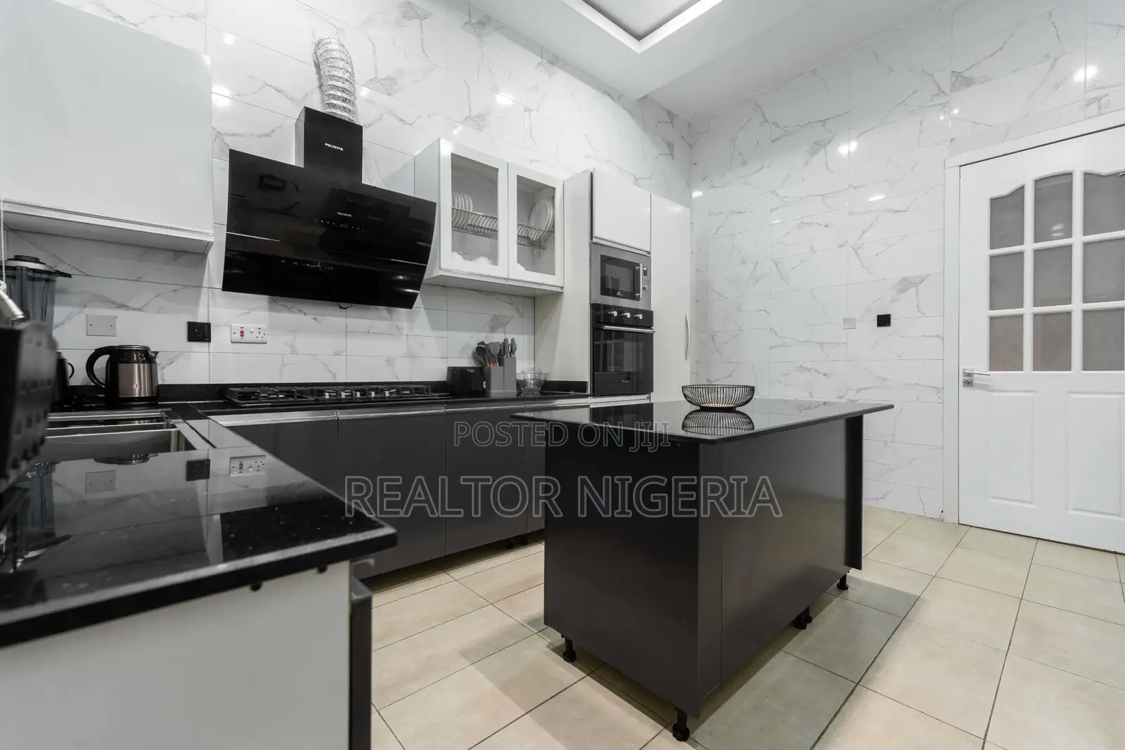 Luxury 3 Bedroom (Lotus)