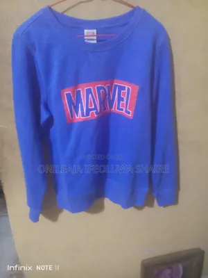 Sweat Shirt