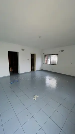 3bdrm Block of Flats in Lekki Phase1 for rent