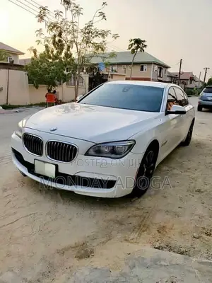 BMW 7 Series 750Li xDrive 4dr Sedan AWD (4.4L 8cyl Turbo 8A) 2014 White