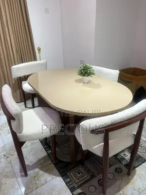 4sit Dining Set