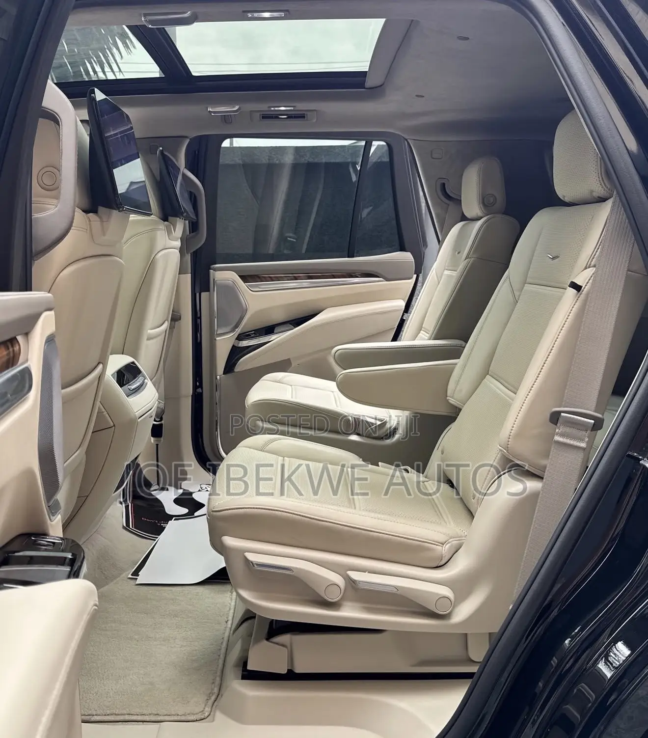 Cadillac Escalade 4WD 4dr Premium Luxury Platinum 2025 Black