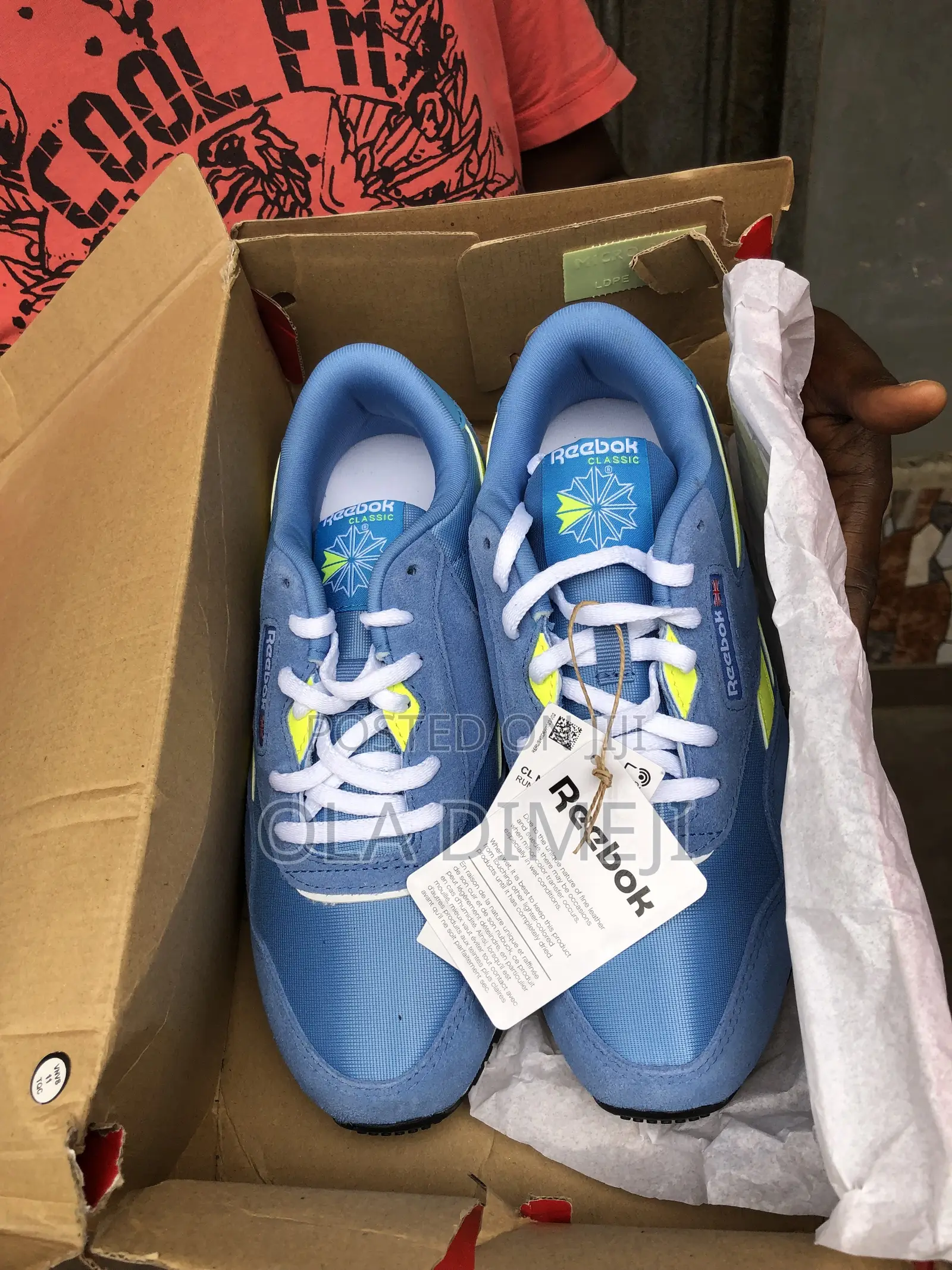 Reebok Sneakers