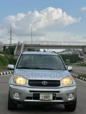 Toyota RAV4 2004 Silver