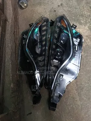 Headlamp Corolla 2015