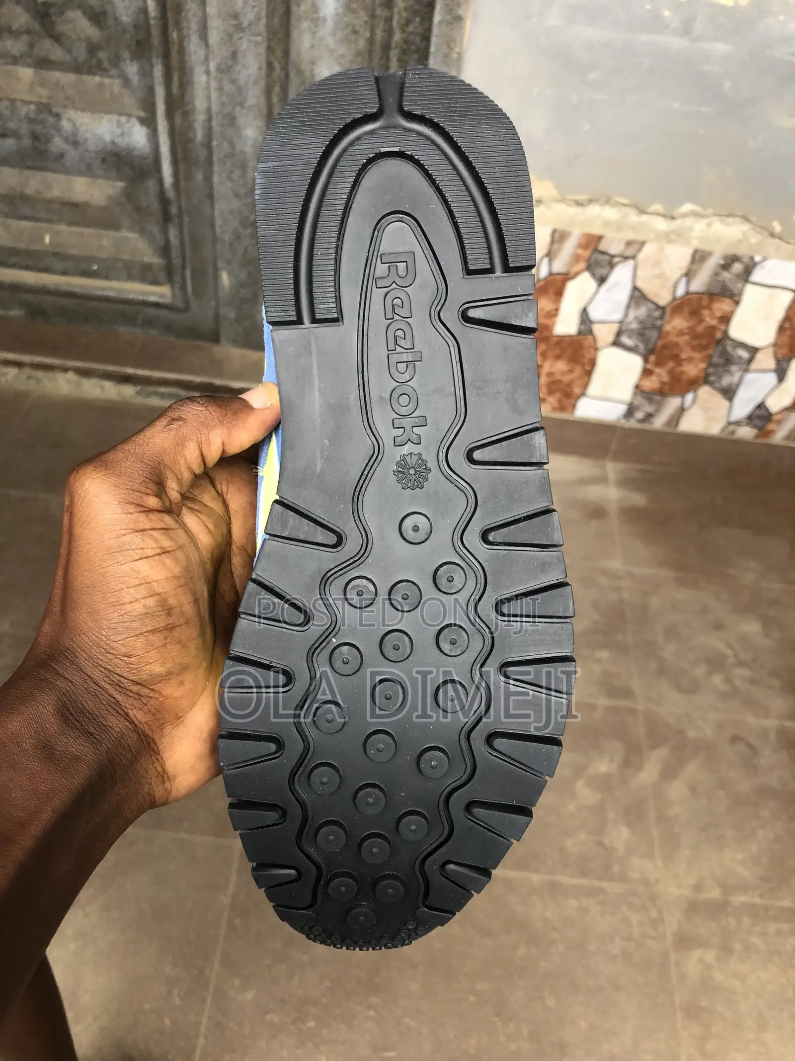 Reebok Sneakers