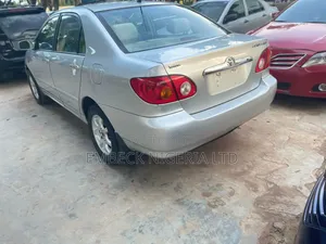 Toyota Corolla 2004 Silver