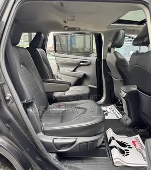 Toyota Highlander XLE 2021 Black
